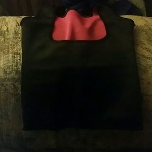 Medium compression top...BRAND NEW NEVER WORN